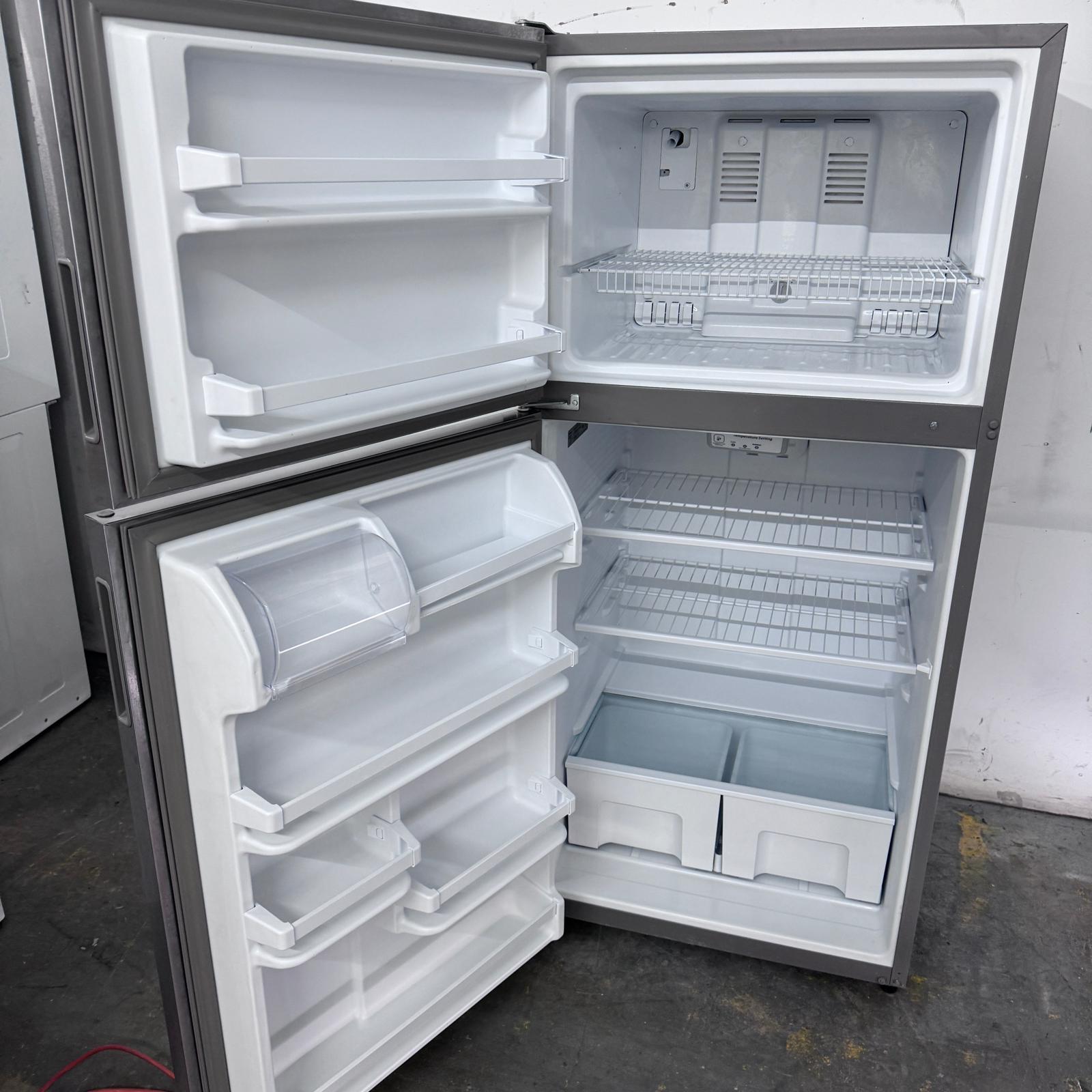 Amana Stainless Steel Top and Bottom Refrigerator Amana Stainless Steel Top and Bottom Refrigerator